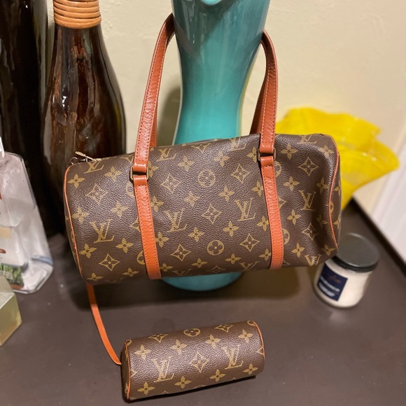 Louis Vuitton Monogram Papillon Bag with Pouch - Picture 8 of 15